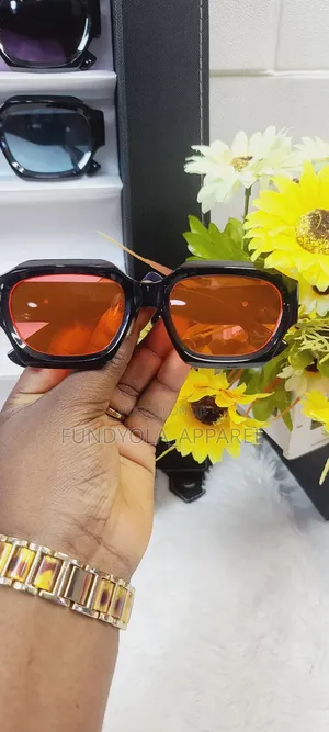Trendy Fashion Sunglasses