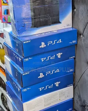 Brandnew Ps4 Fat Console 500gb With 1 Year Sony Warranty