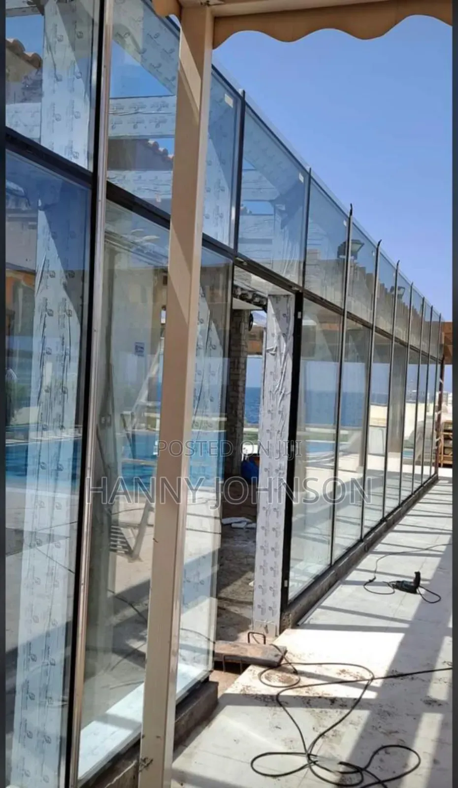 Aluminum Glass Partition