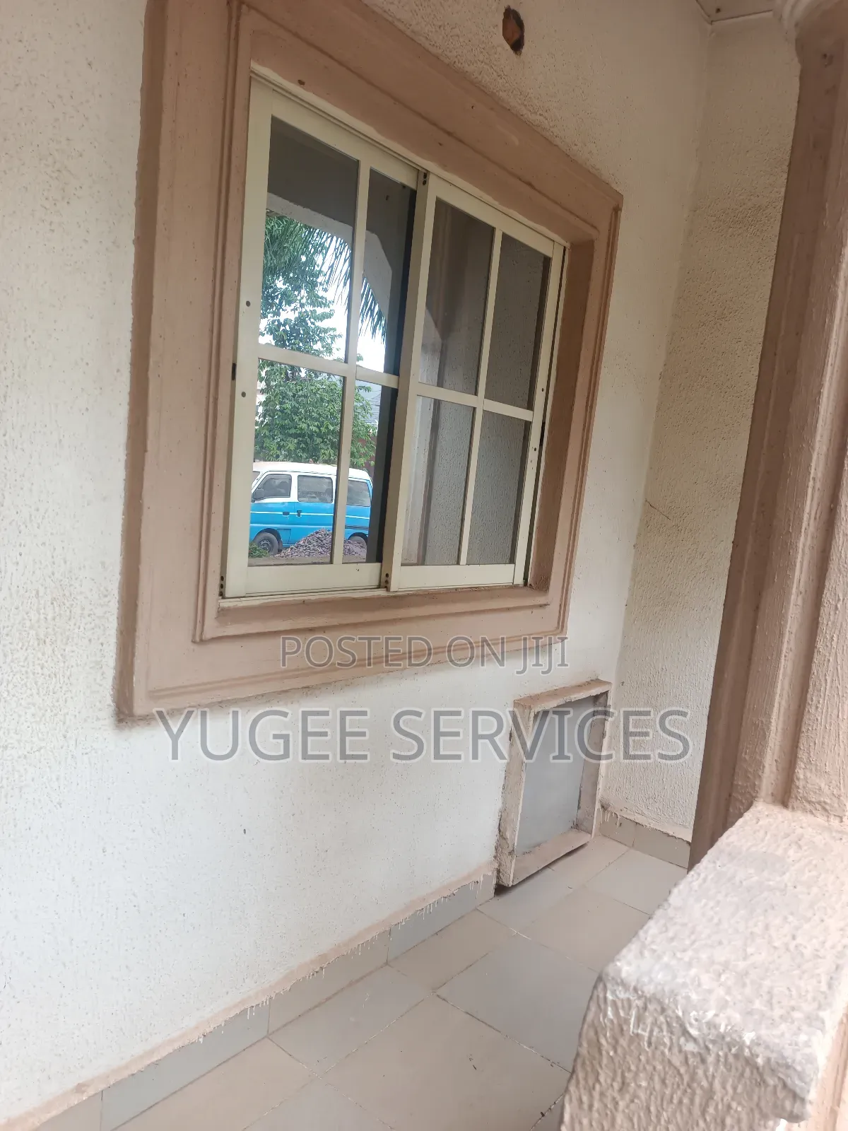 3bdrm Block of Flats in Bonsaac, Oshimili South for rent