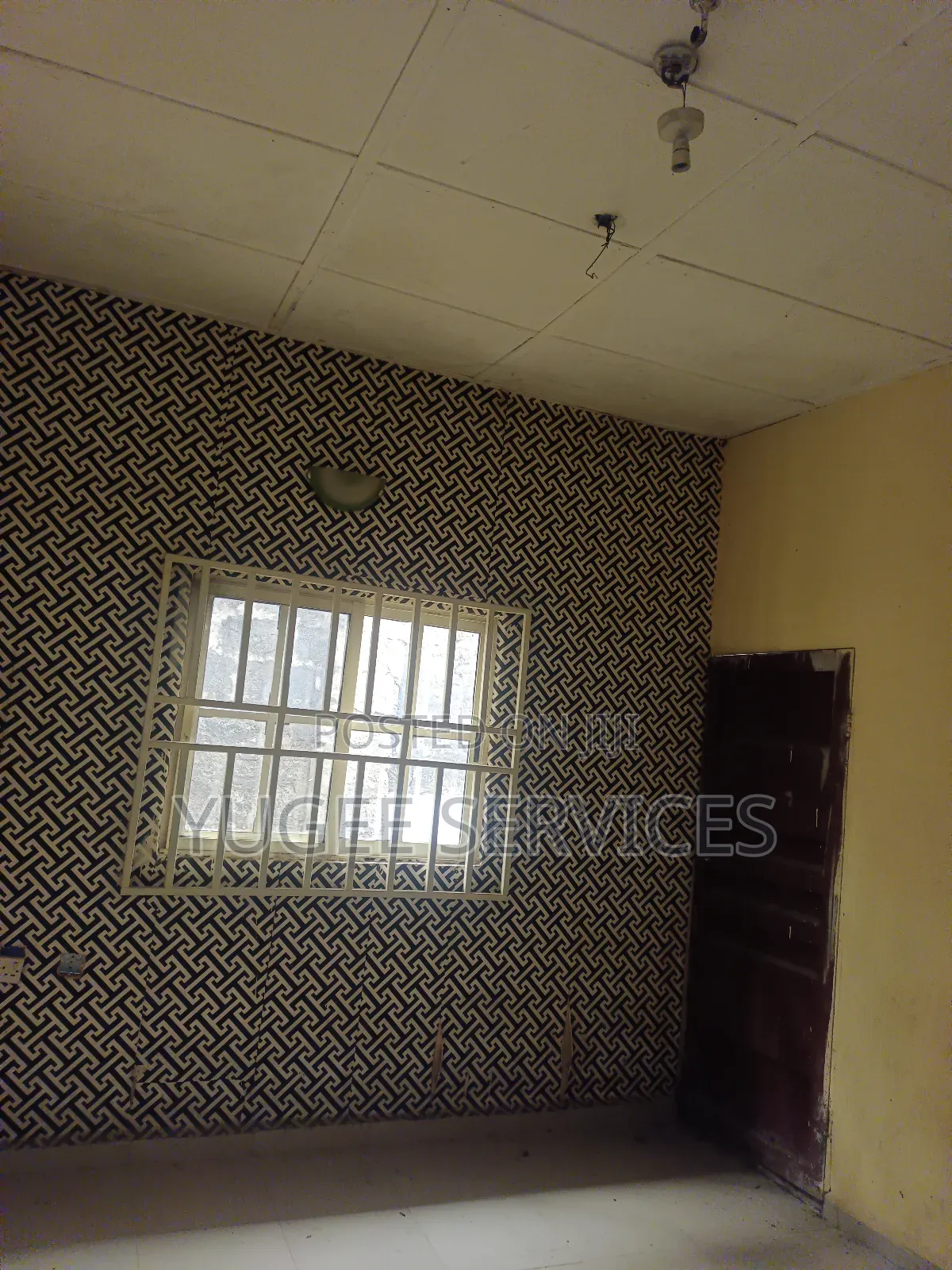 3bdrm Block of Flats in Bonsaac, Oshimili South for rent