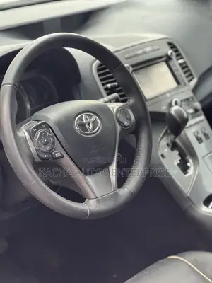 Toyota Venza 2013 Red