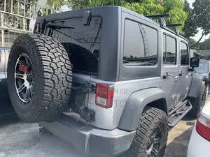 Jeep Wrangler Rubicon 2013 Gray