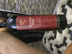 Photo - Escudo Rojo (Whole Sale)