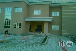 Larry & Co Building Contractor