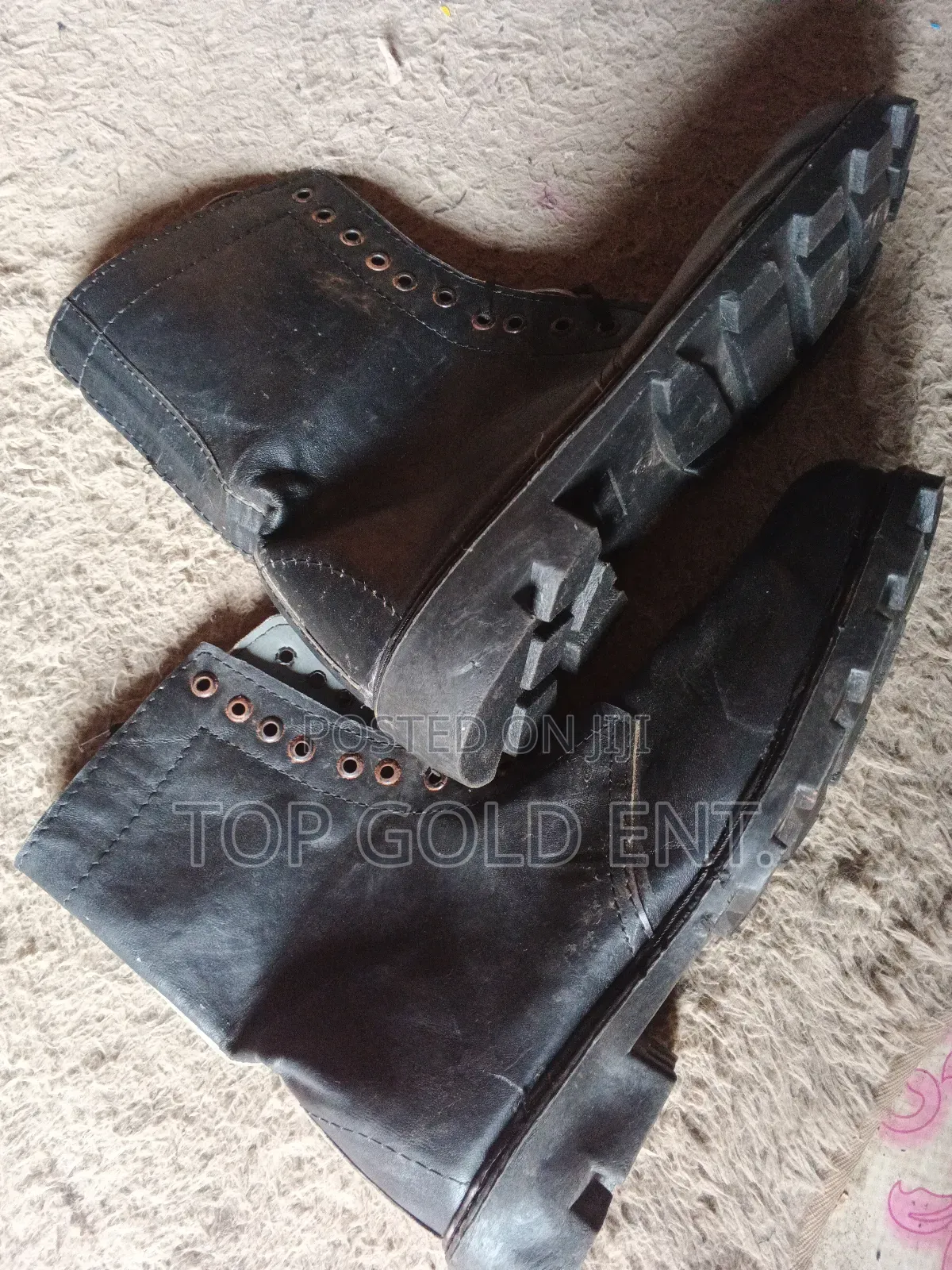 Leather Security Boot.