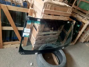 Front Windscreen for Lexus Lx600