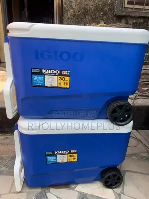 Igloo Cooler 38qt With Wheels