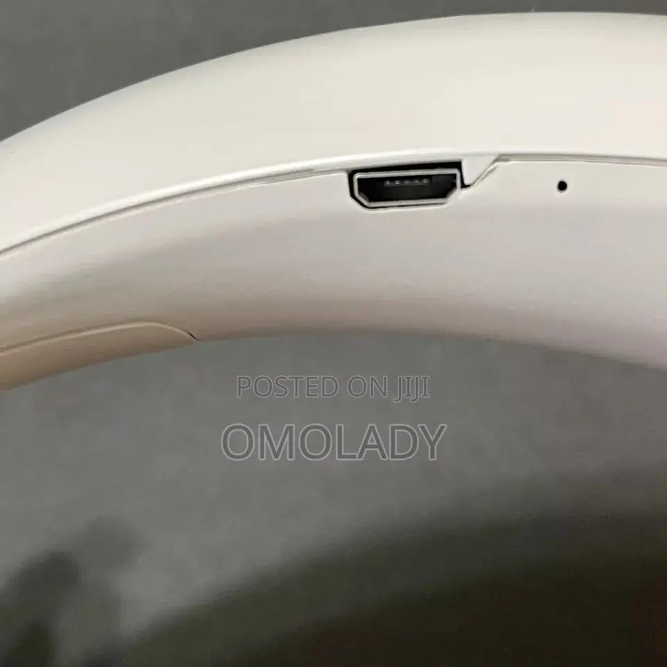 Bladeless Rechargeable Neck Fan Cooler