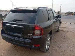 Jeep Compass Latitude 4dr SUV (2.0L 4cyl CVT) 2015 Black