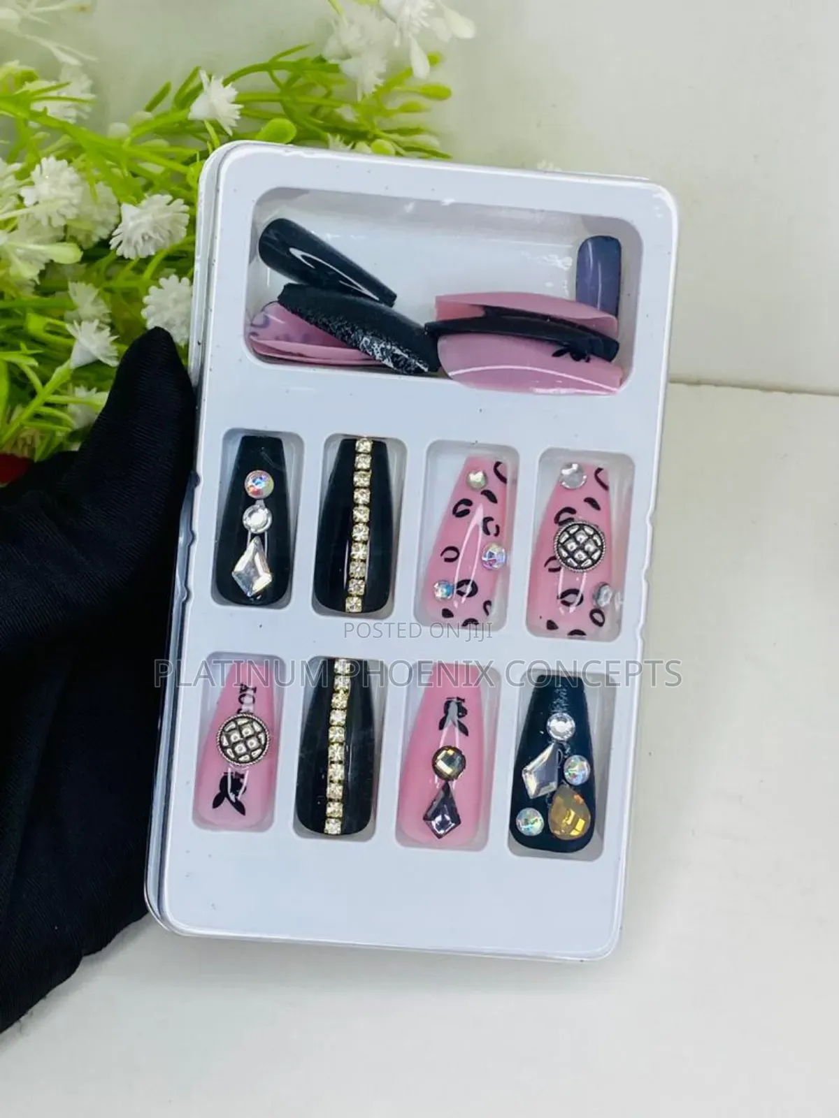 Press on Nail and Glue (Adhesive Artificial Nails)