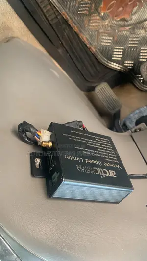Efficient Vehicle Speedlimiter Device
