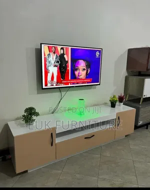 Tv Stand.....