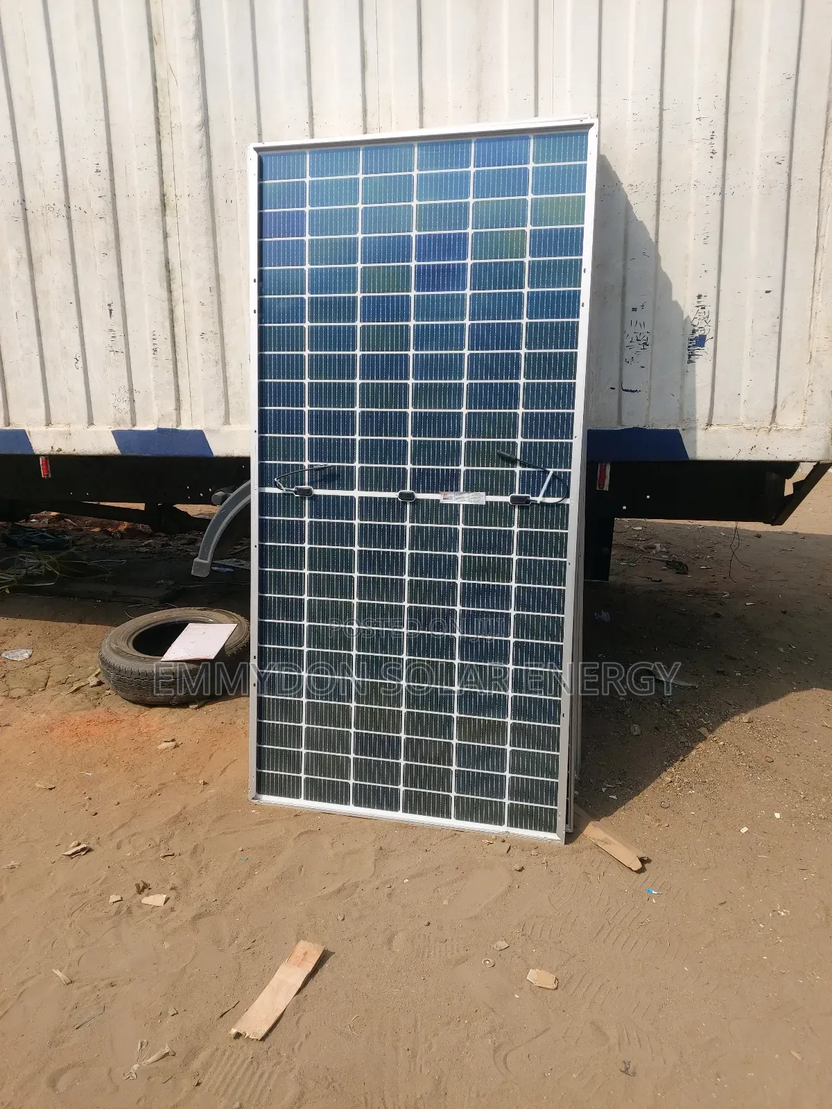 Sun Field Baificial Solar Panel 550watt