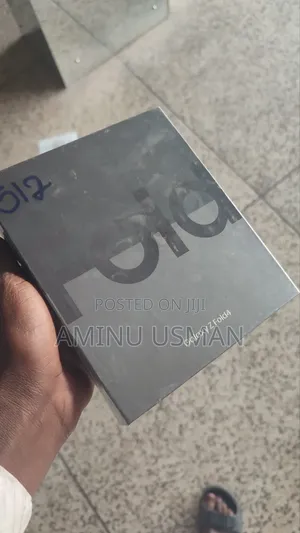 New Samsung Galaxy Z Fold4 512 GB Black