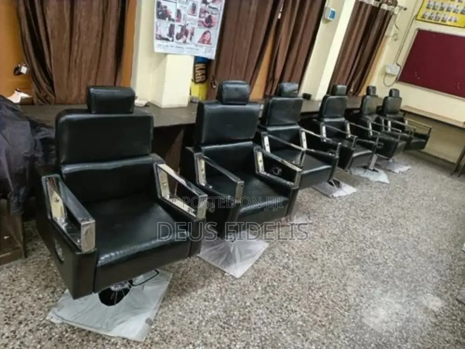 Salon Chair With Footrest