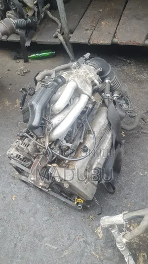 Mazda 323F Engine