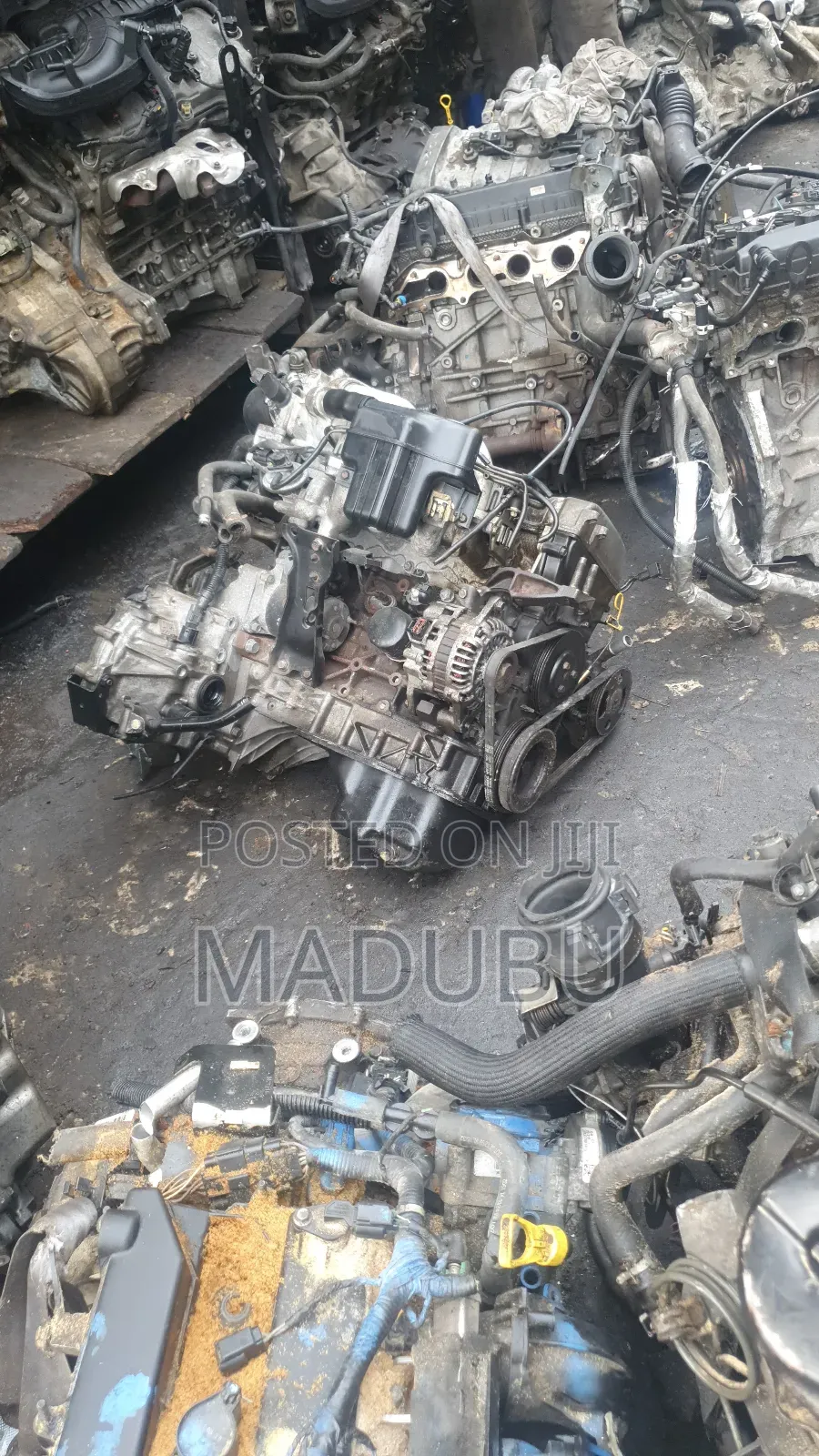 Mazda 323F Engine