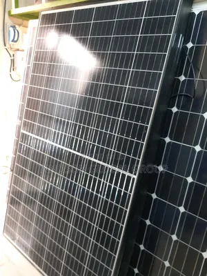 550w Jinko Solar Energy Panel