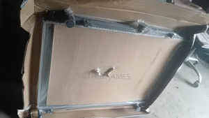 Radiator Mitsubishi Pajaro 2009