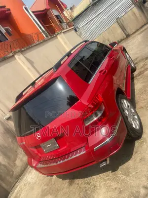 Mercedes-Benz GLK-Class 350 4MATIC 2011 Red
