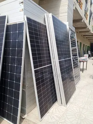 550w Canadian Solar Panel 144c