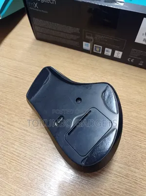 Logitech Performance Ergonomic Wireless Mouse MX Darkfield
