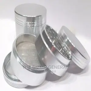 4 Layers Metal Tobacco Crusher
