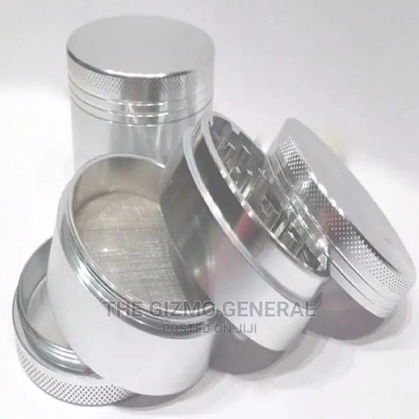 4 Layers Metal Tobacco Crusher