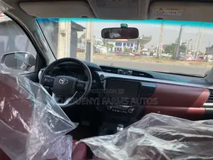Toyota Hilux SR5+ 4x4 2018 Black