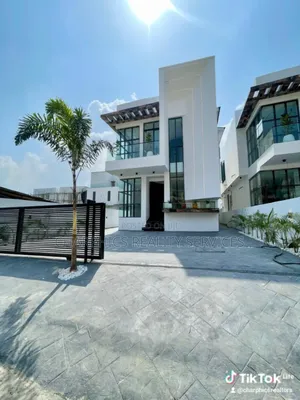 5bdrm Duplex in Lekki for sale