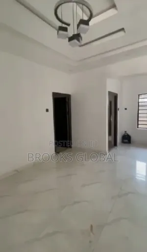 3bdrm Block of Flats in Benin City for rent