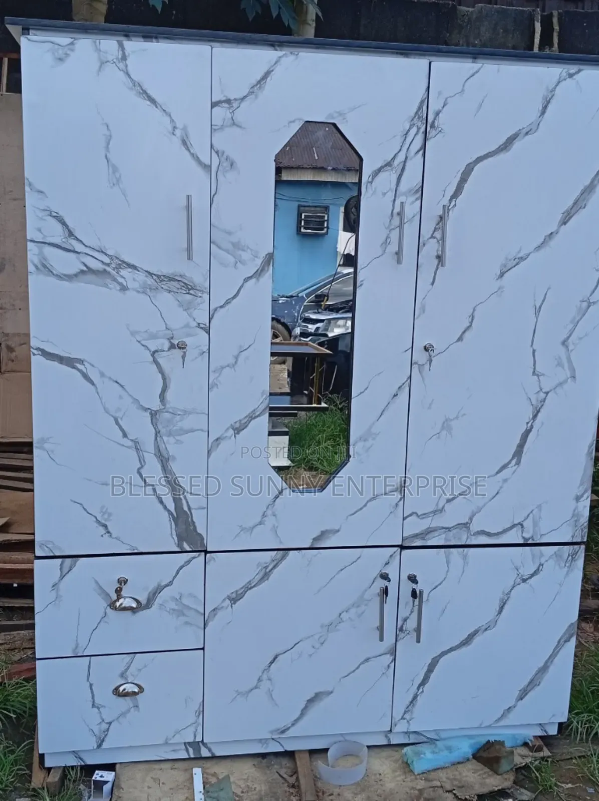 Wardrobe 5x6ft for House