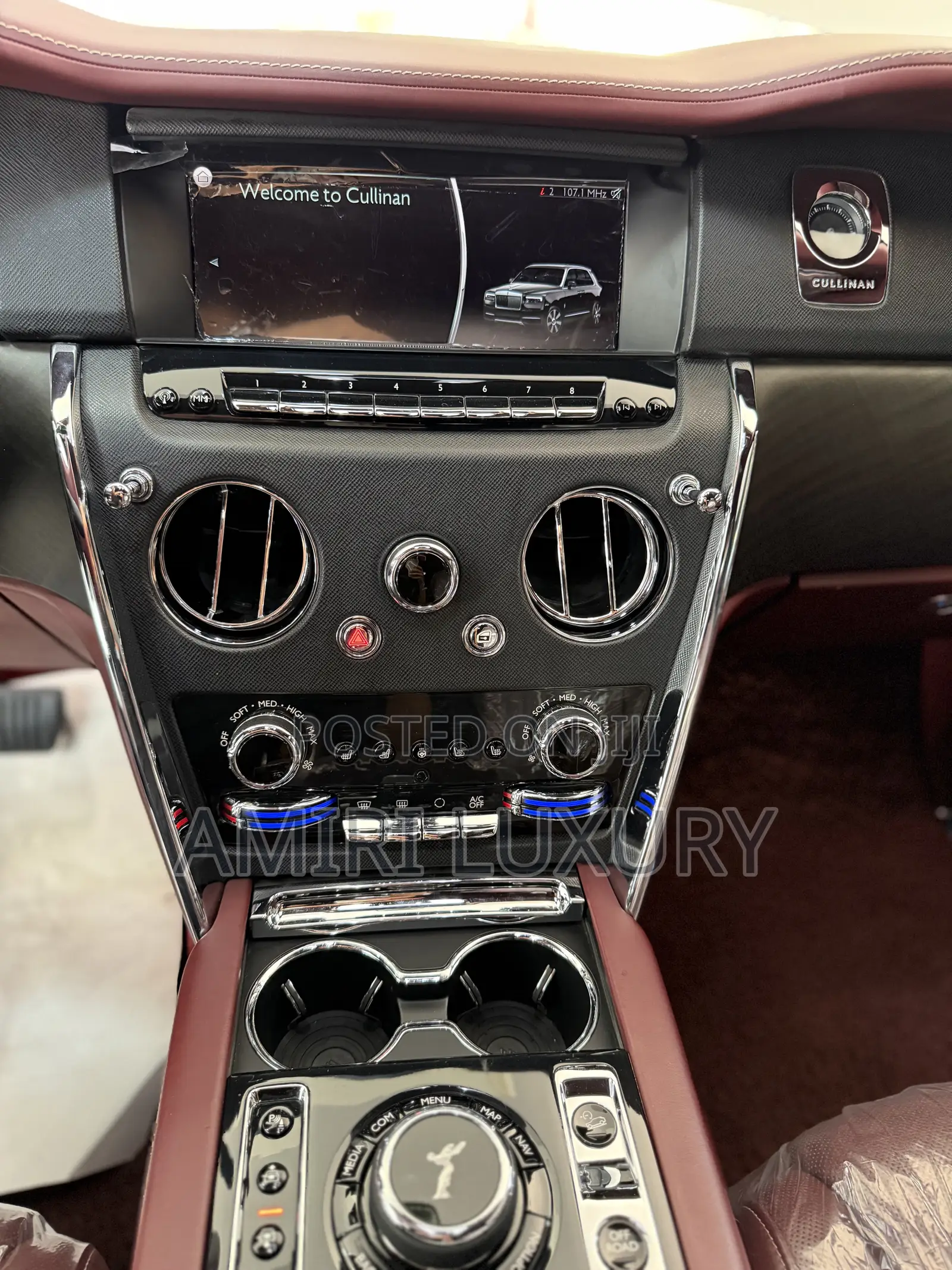 Rolls-Royce Cullinan Base 2020 White
