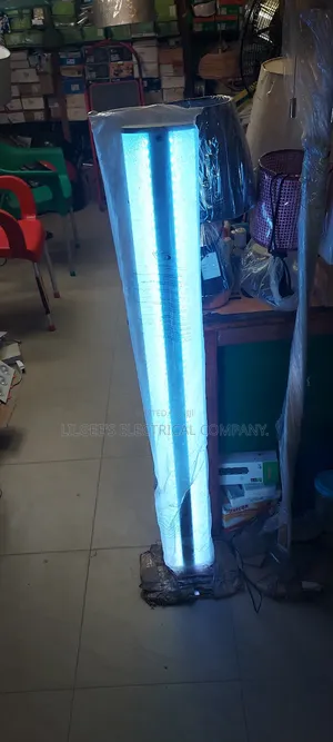 Luxury Led Standing Lamp With Multiple Colours and Remote