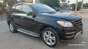 Mercedes-Benz M Class 2015 Black