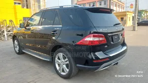 Mercedes-Benz M Class 2015 Black