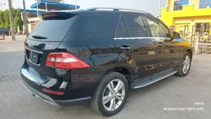 Mercedes-Benz M Class 2015 Black