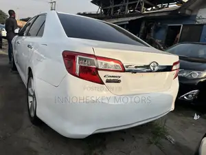 Toyota Camry 2014 White