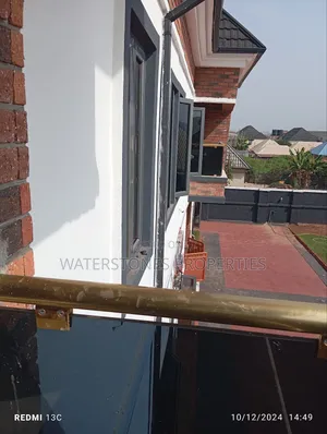 2bdrm Block of Flats in Asaba, Oshimili South for rent