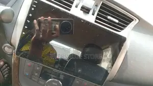 Nissan Sentra Android Player + Reverse Camera