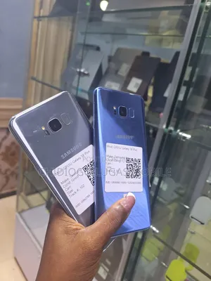 Photo - Samsung Galaxy S8 Plus 64 GB