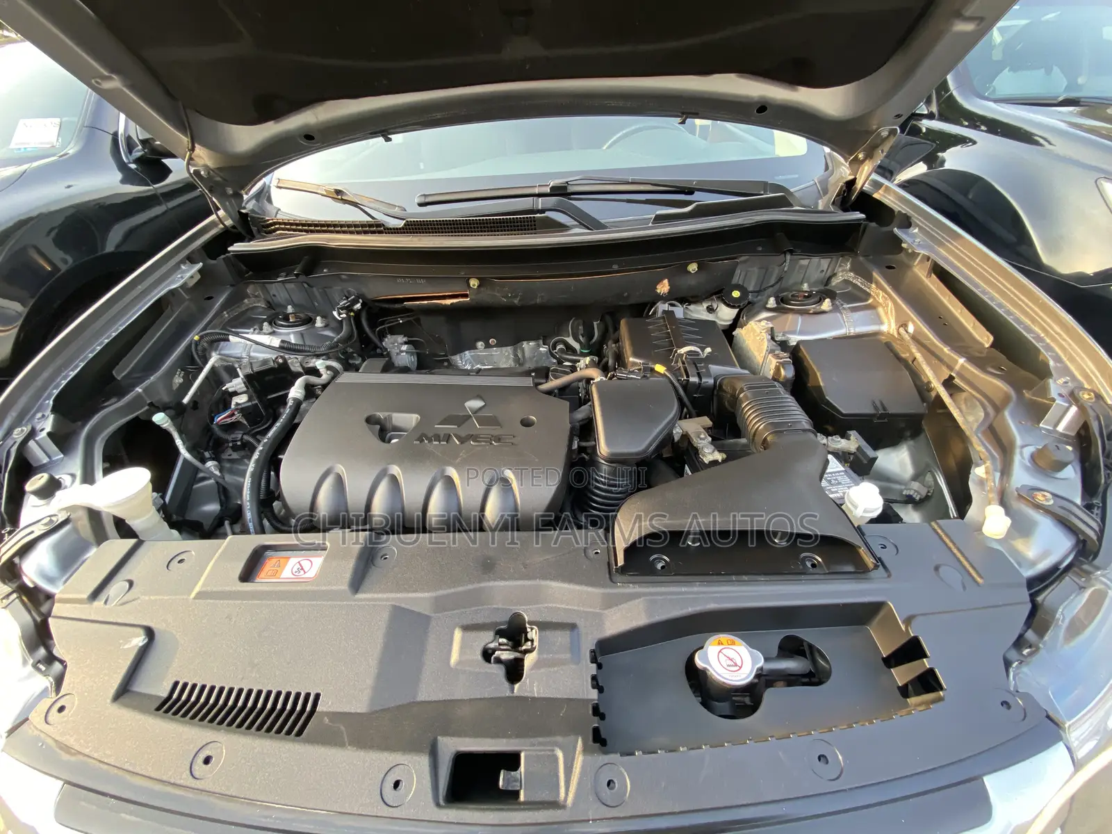 Mitsubishi Outlander 2015 Gray