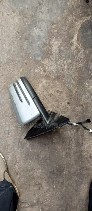 Mercedes Benz E350 Side Mirror