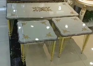Centre Table With 2 Side Stools