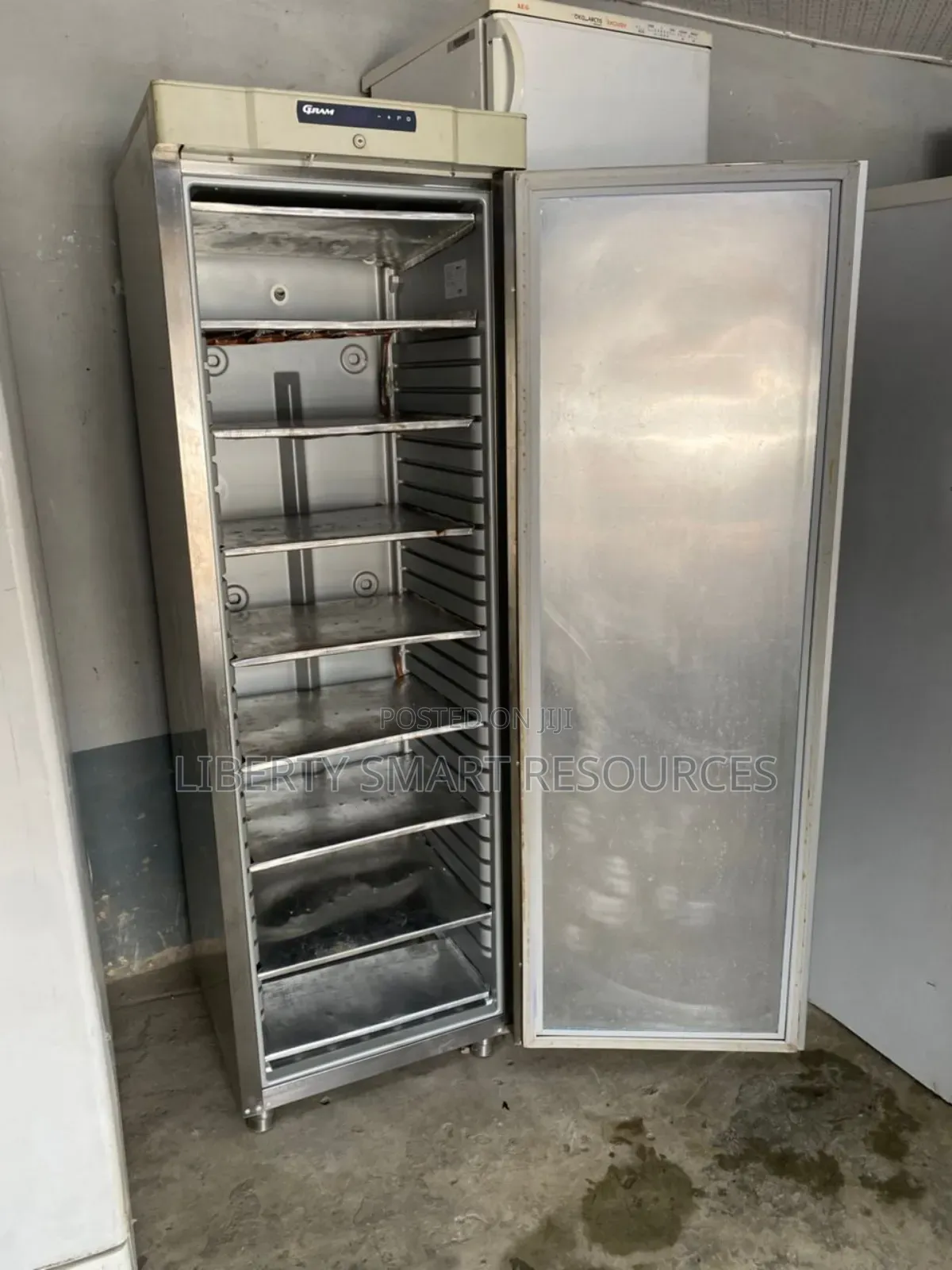 Ice-Block Maker Machine (64- -24pcs Ice Blocks)