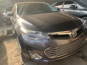 Toyota Avalon XLE Premium 4dr Sedan (3.5L 6cyl 6A) 2015 Gray