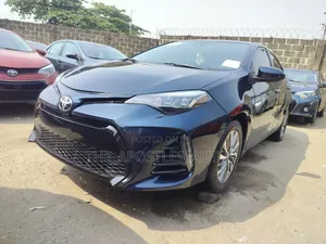 Toyota Corolla 2017 Blue