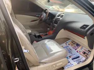 Lexus ES 350 2012 Purple