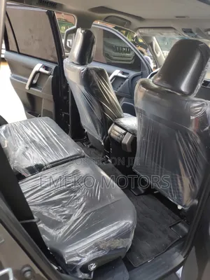 Toyota Land Cruiser Prado 2023 Gray